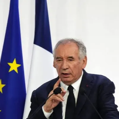 Bayrou face à la confiance, Gaza sous le choc, et tensions...