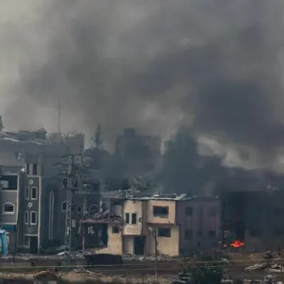 Israël intensifie ses raids à Gaza, deuil au Portugal, crise...