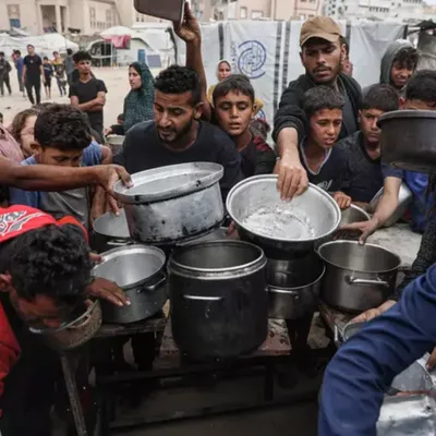 Reprise limitée de l'aide humanitaire à Gaza après deux mois de...