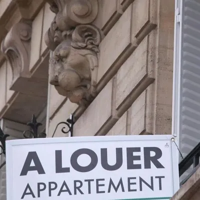 Logement : près d’une agence immobilière sur deux impliquée dans...