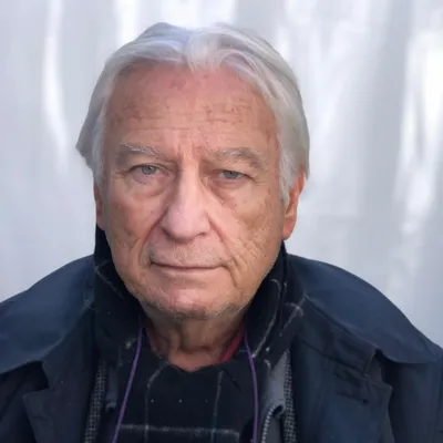 France–Algérie : des personnalités appellent Macron et Tebboune à...