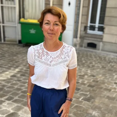 GRAND ANGLE : AVEC NATHALIE LATOUR - DIX ASSOCIATIONS ATTAQUENT...