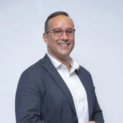 GRAND ANGLE :   AVEC MEHDI ALIOUA, DOCTEUR EN SOCIOLOGIE,...