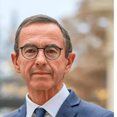 France : Bruno Retailleau durcit les critères de naturalisation 