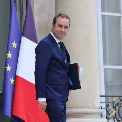 Congrès des maires : Sébastien Lecornu veut rassurer les élus...