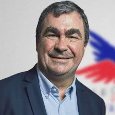 Vacances pour tous : le combat du Secours populaire avec Thierry...