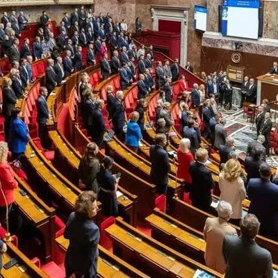 Budget 2027 : l’Assemblée nationale adopte de justesse un...