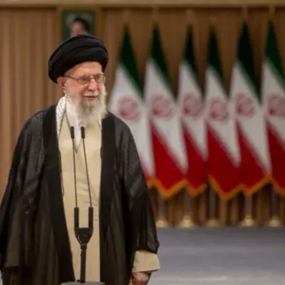 Iran : qui peut succéder à Khamenei et contrôler les Gardiens ?