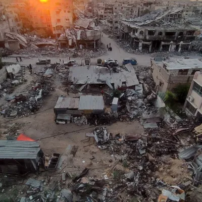 LE JOURNAL EN LANGUE FRANCAISE DU  SOIR 04/04/2025