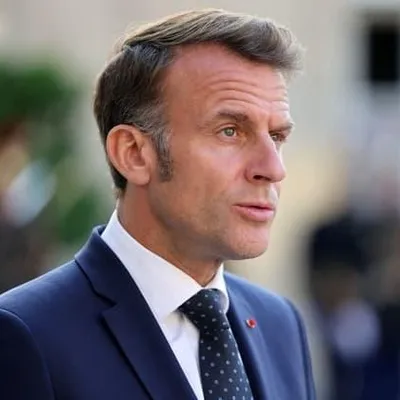 "Entrisme islamiste" : Macron dévoile une série de mesures...