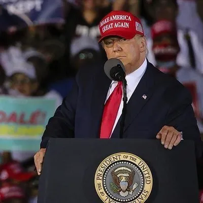 États-Unis : une caution pouvant atteindre 15.000 dollars imposée à...