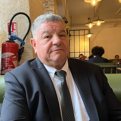 Entretien avec Akli Mellouli, sénateur du Val-de-Marne : l'écologie...