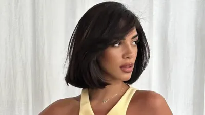 Marwa Merazka montre le résultat de son BBL
