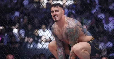 Tom Aspinall annonce son retour à l'UFC : il affrontera le...