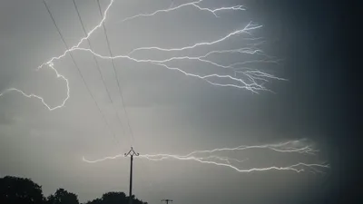 Orages : vigilance orange dès 16 heures pour 23 départements