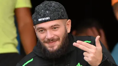 Jul lance un défi : créez la cover de son album 'Oubliez Moi'