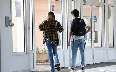 Interdiction du portable au lycée : les nouveautés de la rentrée 2026