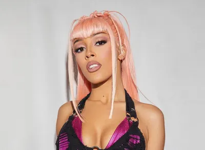 Doja Cat partage son expérience sur le trouble de la personnalité...