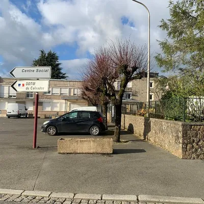 Un adolescent porteur d'une arme blanche impliqué dans une...