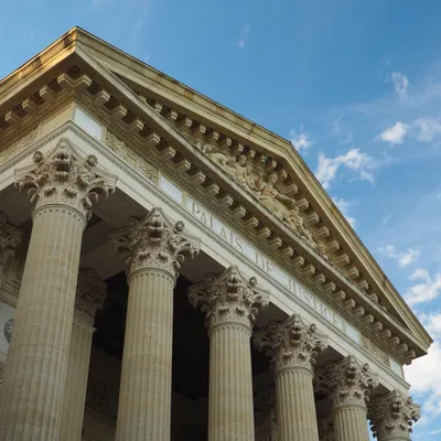 Justice : une contribution de 50 euros désormais exigée pour saisir...