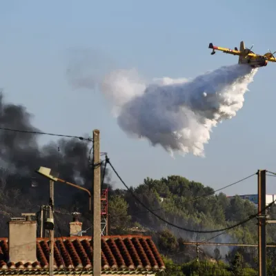 Vitrolles : un violent incendie mobilise les pompiers chez MB...