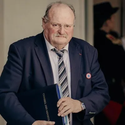 Michel Fournier quitte le gouvernement : quel avenir pour la...