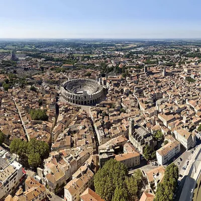 Arles face à la chaleur : quand l’été devient un véritable enjeu de...