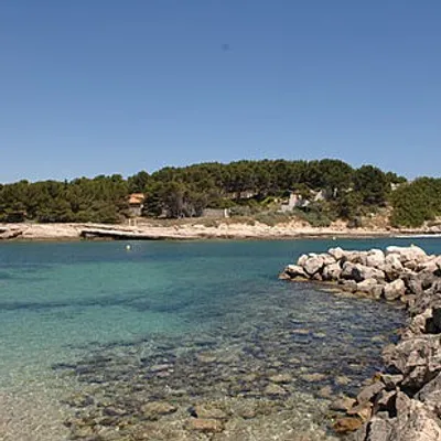 Martigues : baignade interdite à l’anse des Tamaris en raison de...