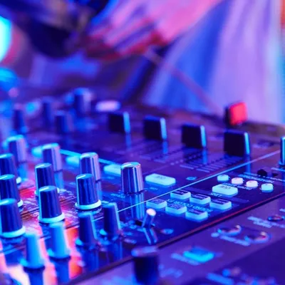 [ Musique ] Les musiques électroniques entrent dans le patrimoine...