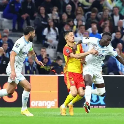 [ SPORT - FOOTBALL ] L'OM ECRASE LENS ET VISE L'EUROPE