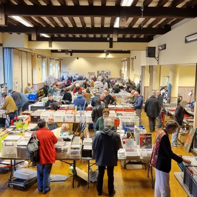 🔊Une vingtaine d'exposants pour le salon du disque et de la BD