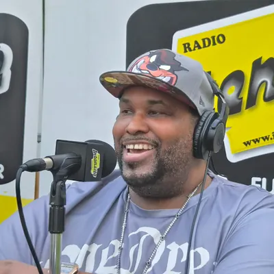 Big Ali : l'ambianceur international à Illiers-Combray et au micro...