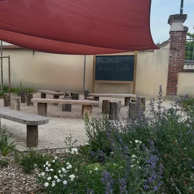 Opération renaturation pour une école de Gasville-Oisème