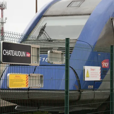 Deux trains perturbés par une opération de déminage 