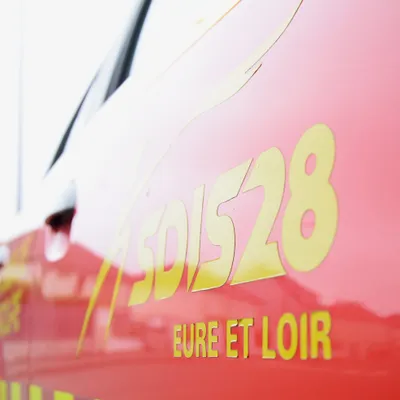 Un chien coincé à douze mètres de profondeur
