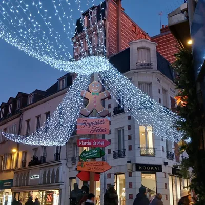 Coup d’envoi des festivités de Noël à Chartres 