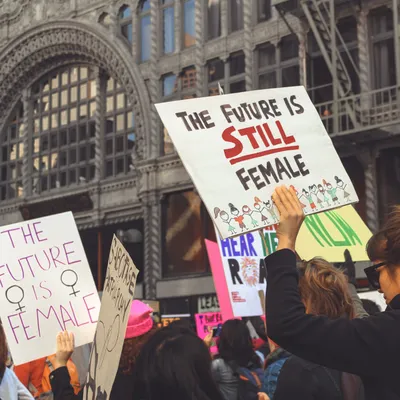 🔊 Le 13 octobre, les femmes sont appelées à « être à l'arrêt »