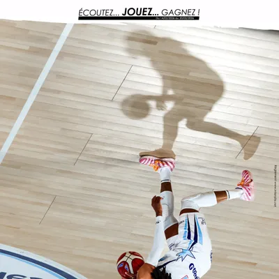 Direction le Colisée pour soutenir le C'CMBF face à...