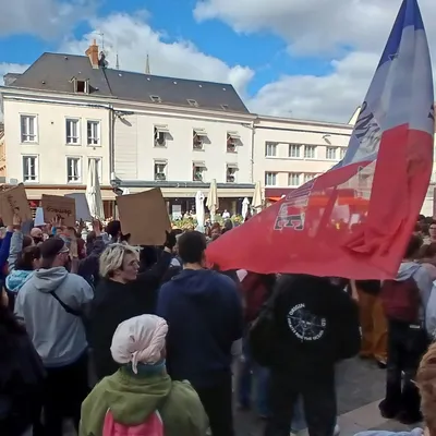 Quel impact dans les centres-villes après les manifestations...