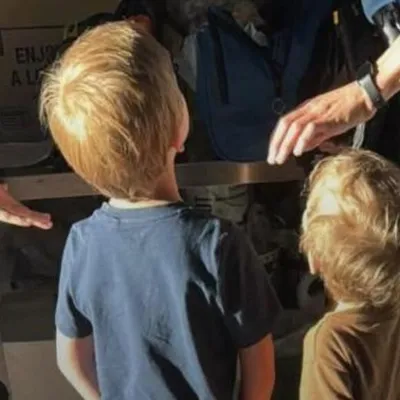 Enfants abandonnés au bord d'une route : la mère a été interpellée 