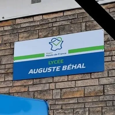 Le lycéen, amputé d'une main à Lens, dément avoir ramassé la grenade 