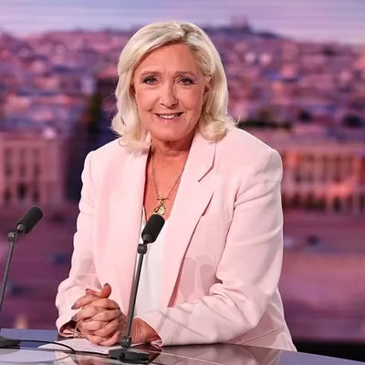 Présidentielle 2027 : Marine Le Pen pourrait éviter le bracelet...