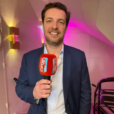 L'INVITE DE CANNES RADIO : ALBIN LEWI, DIRECTEUR ARTISTIQUE DE...