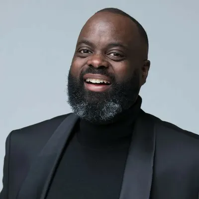 Issa Doumbia à Monaco pour les Sérénissimes de l’Humour