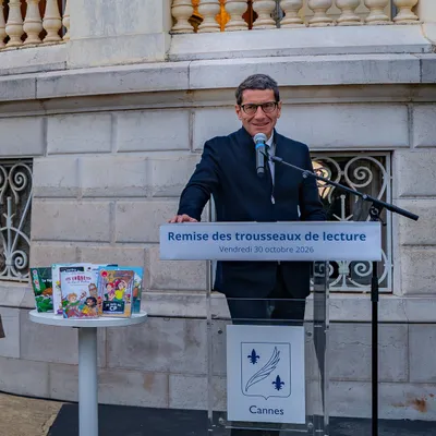 Cannes : 67 enfants reçoivent un trousseau pour découvrir le...