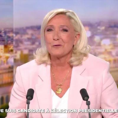 Présidentielle 2027 : Marine Le Pen maintient sa candidature malgré...