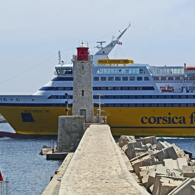 Tempête en Méditerranée : des passagers de Corsica Ferries...