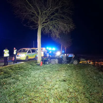 Une adolescente meurt dans un accident de la route dans le...