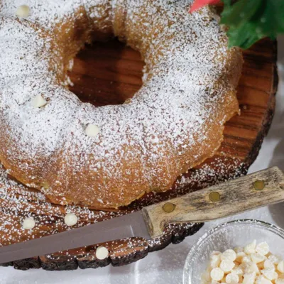 Gâteau aux amandes, citron, et chocolat blanc (Torta Caprese Bianca)