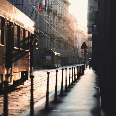 Un tramway déraille à Milan : au moins deux morts et une...
